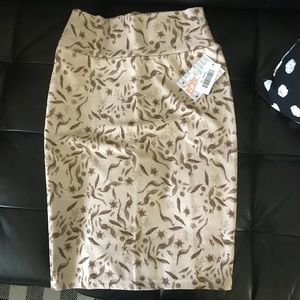 LuLaRoe New Cassie Skirt ||Size XS||